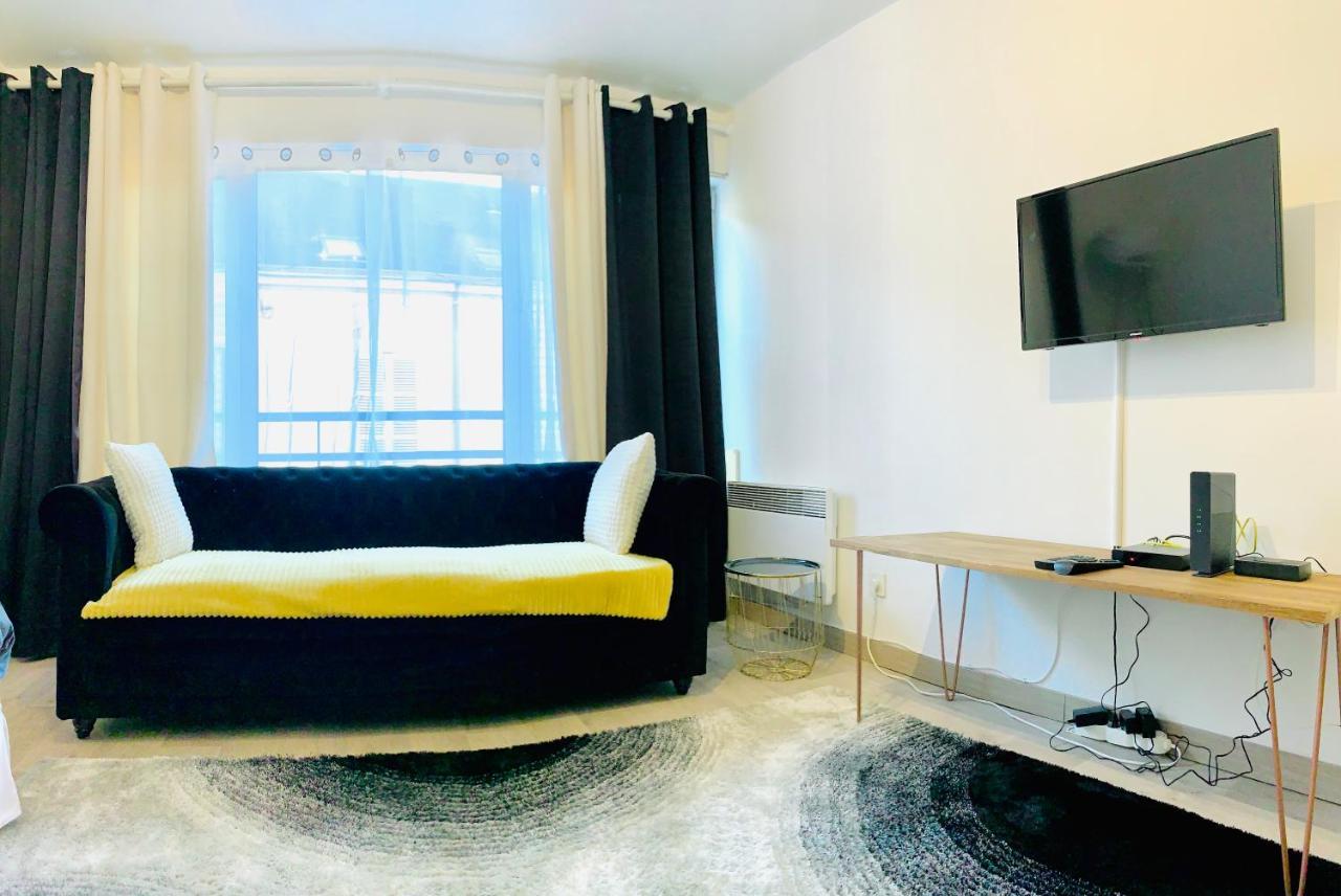 Appartement Cosy Tout Confort - Proche Gare & Centre Ле-Ман Екстер'єр фото